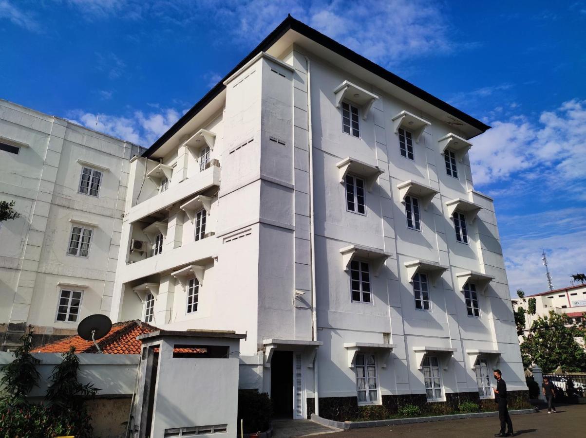 Le Semar Hotel Karawaci Dahung Eksteriør billede